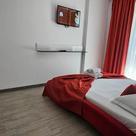 Deluxe Premium In Complex Si Piscina Interioara Daire 3*