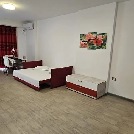 Deluxe Premium In Complex Si Piscina Interioara Navodari