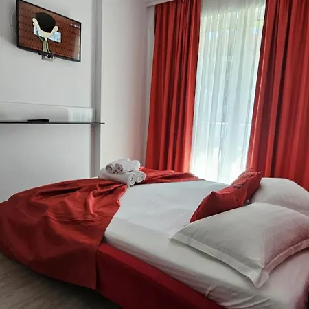 Apartment Deluxe Premium In Complex Si Piscina Interioara Navodari